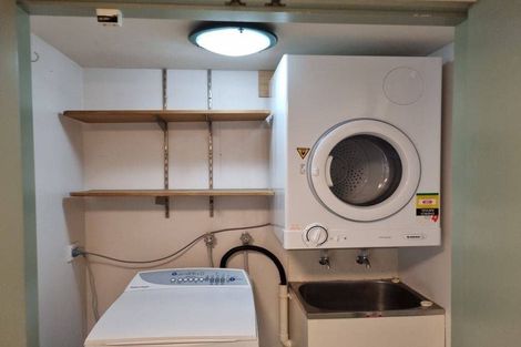 Photo of property in 3 Dover Street, Island Bay, Wellington, 6023