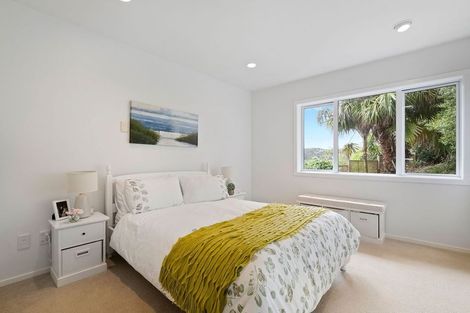 Photo of property in 86 Pemberton Avenue, Bayview, Auckland, 0629