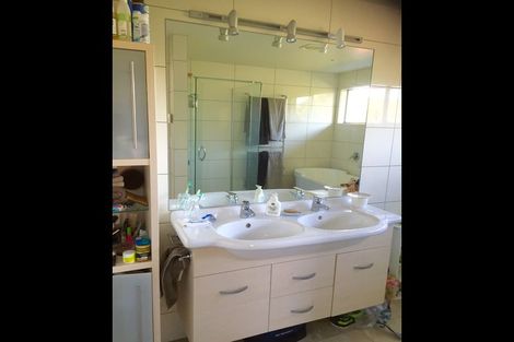 Photo of property in 18 Franklin Street, Opua, 0200