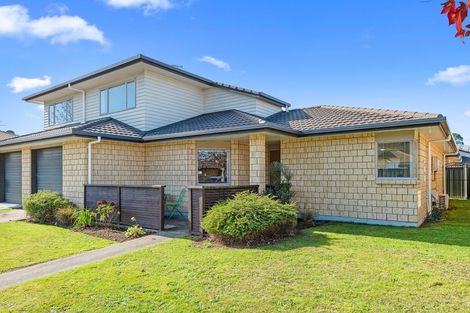 Photo of property in 51/64 Kawaha Point Road, Kawaha Point, Rotorua, 3010