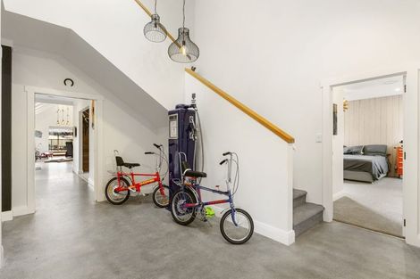 Photo of property in 104 Foster Road, Kumeu, 0891