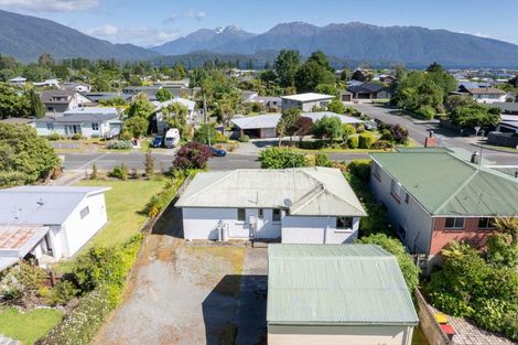 Photo of property in 8 Sutherland Street, Te Anau, 9600