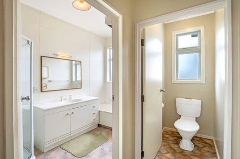 Photo of property in 30 Rangitikei Street, Whanganui East, Whanganui, 4500