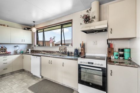 Photo of property in 102 Broughton Street, Gore, 9710