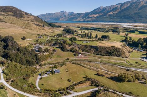 Photo of property in 54 Xenicus Rise, Glenorchy, 9372