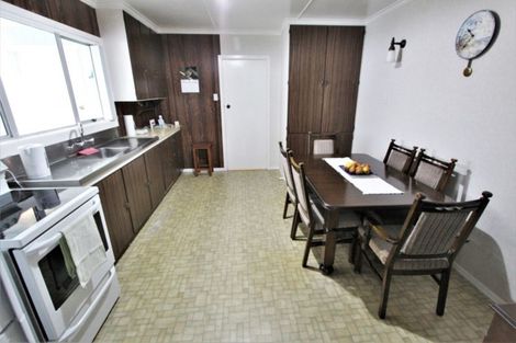 Photo of property in 69 Saint Andrews Drive, Tokoroa, 3420