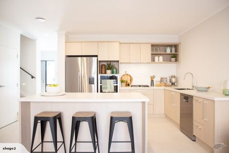 Photo of property in 8 Pepene Avenue, Takanini, 2112