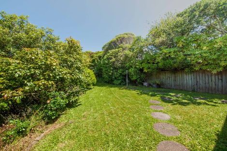 Photo of property in 1a Halswater Drive, Churton Park, Wellington, 6037