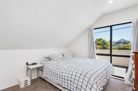 Photo of property in 18 Kotare Street, Fendalton, Christchurch, 8041