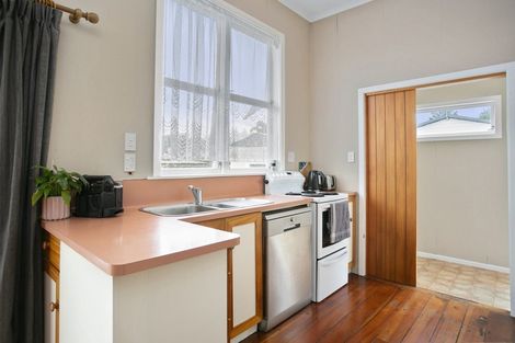 Photo of property in 64 Grey Street, Cambridge, 3434