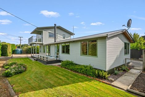 Photo of property in 1 School Road, Riverlands, Blenheim, 7274