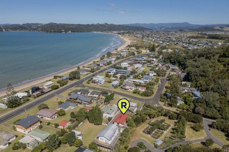 Photo of property in 15 Kawakawa Road, Whitianga, 3510