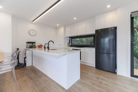 Photo of property in 1/8 Reeves Road, Pakuranga, Auckland, 2010