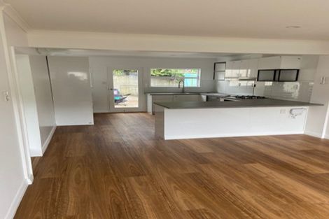 Photo of property in 1/17 The Parade, Island Bay, Wellington, 6023