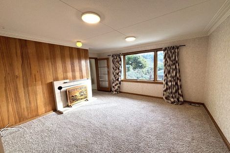 Photo of property in 43 Sutherland Street, Dunedin Central, Dunedin, 9016