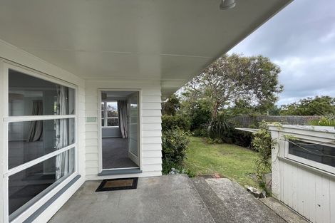 Photo of property in 15 Gray Avenue, Paraparaumu Beach, Paraparaumu, 5032
