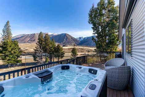 Photo of property in 76 Ohau Drive, Lake Ohau, Twizel, 9412