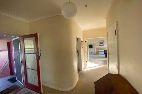 Photo of property in 6a Sefton Street, Wadestown, Wellington, 6012