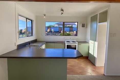 Photo of property in 2 Kamahi Street, Kaka Point, Balclutha, 9271