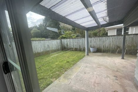 Photo of property in 88 Queenwood Road, Levin, 5510