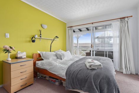 Photo of property in 2/56 James Laurie Street, Henderson, Auckland, 0612