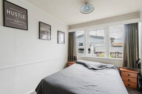 Photo of property in 30 Pine Avenue, Bader, Hamilton, 3206