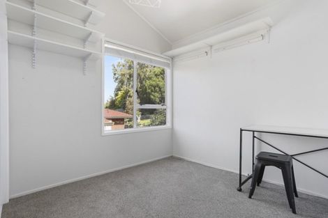 Photo of property in 1/50 Stapleford Crescent, Browns Bay, Auckland, 0630