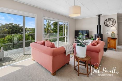 Photo of property in 2 Cliff Street, Pahi, Paparoa, 0571