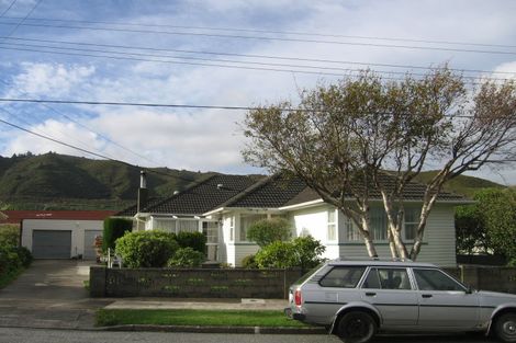 Photo of property in 16 Mcdonald Street, Taita, Lower Hutt, 5011