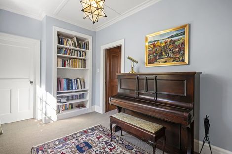 Photo of property in 12 Easdale Street, Kelburn, Wellington, 6012