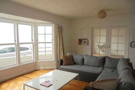 Photo of property in 35a Marine Parade, Seatoun, Wellington, 6022