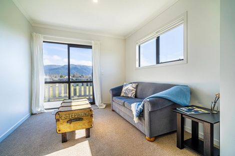 Photo of property in 17 Cunaris Way, Te Anau, 9600