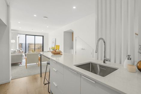 Photo of property in 16/10 Pascoe Avenue, Paremata, Porirua, 5026