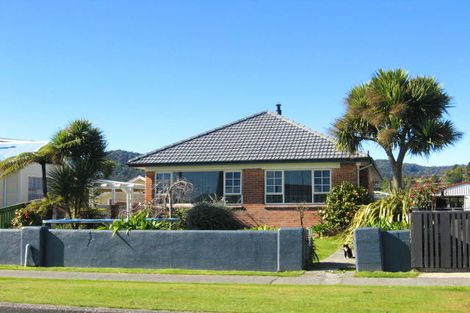 Photo of property in 1 Byron Street, Greymouth, 7805