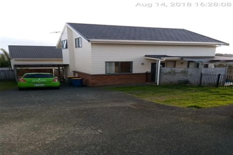 Photo of property in 44 Benchmark Drive, Massey, Auckland, 0614