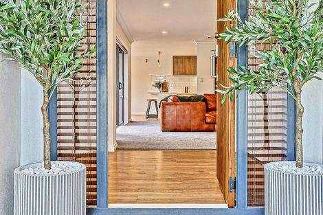 Photo of property in 15 Pinotage Drive, Greenmeadows, Napier, 4112