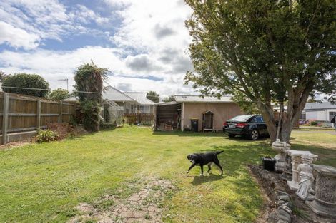 Photo of property in 10 Allardice Street, Dannevirke, 4930