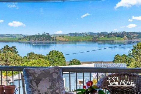 Photo of property in 10 Oxford Street, Whakapirau, Maungaturoto, 0583