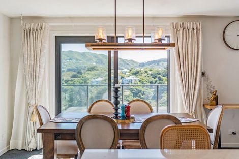 Photo of property in 3 Cirrus Close, Newlands, Wellington, 6037