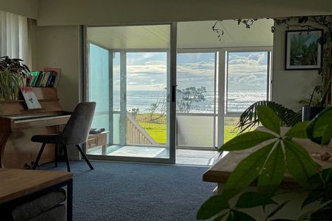 Photo of property in 44 Hume Street, Waitara, 4320