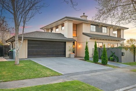 Photo of property in 40 Willowview Drive, Redwood, Christchurch, 8051