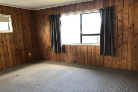 Photo of property in 45a Sutton Crescent, Papakura, 2110