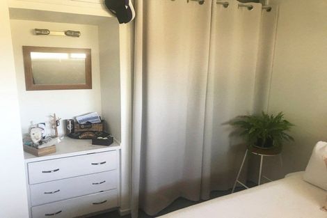 Photo of property in 15/83 Lake Road, Devonport, Auckland, 0622