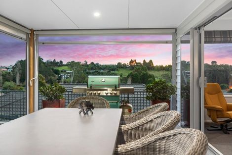 Photo of property in 111 Oteki Park Drive, Welcome Bay, Tauranga, 3112