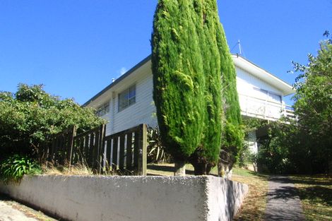 Photo of property in 2 Arden Way, Wilton, Wellington, 6012