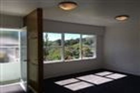 Photo of property in 6a Tallington Crescent, Torbay, Auckland, 0630