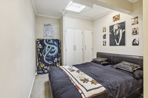 Photo of property in 101 Apu Crescent, Lyall Bay, Wellington, 6022