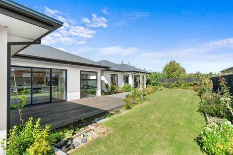 Photo of property in 4 Tussle Grove, Halswell, Christchurch, 8025