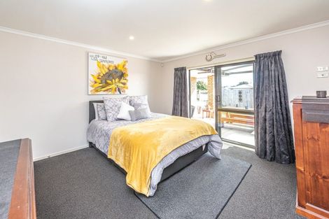 Photo of property in 24 Poynter Place, Gonville, Whanganui, 4501