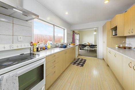 Photo of property in 2/8 Parera Place, Papatoetoe, Auckland, 2025